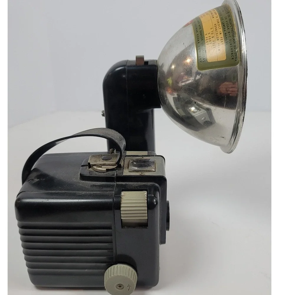 Vintage Kodak Brownie Hawkeye Flash Model Camera with Kodalite Flasholder Decor